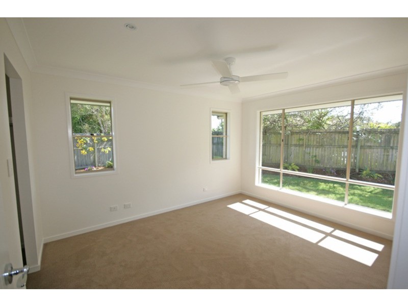 2/18 McKenzie Avenue, Pottsville NSW 2489