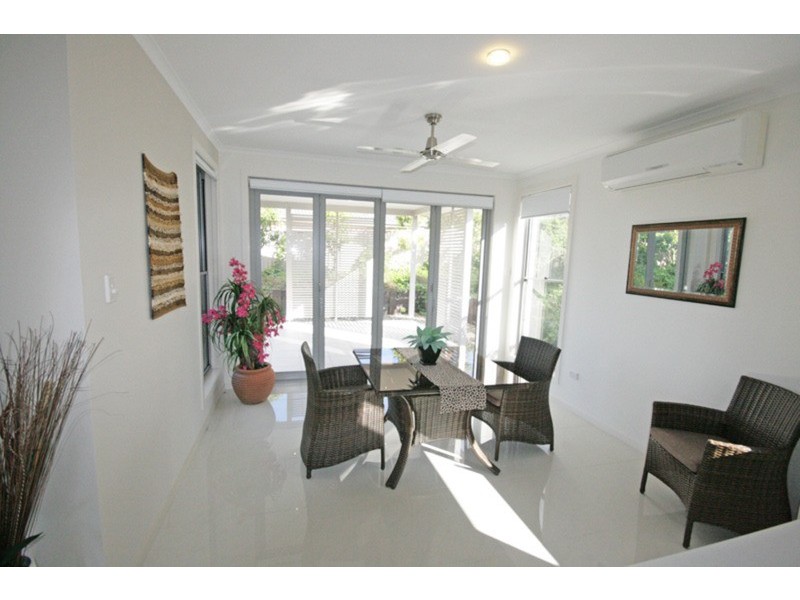 10 Newcastle Drive, Pottsville NSW 2489