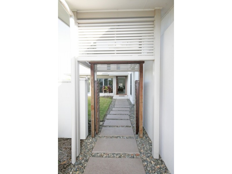 10 Newcastle Drive, Pottsville NSW 2489