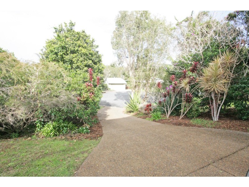 8 Sassafras Street, Pottsville NSW 2489