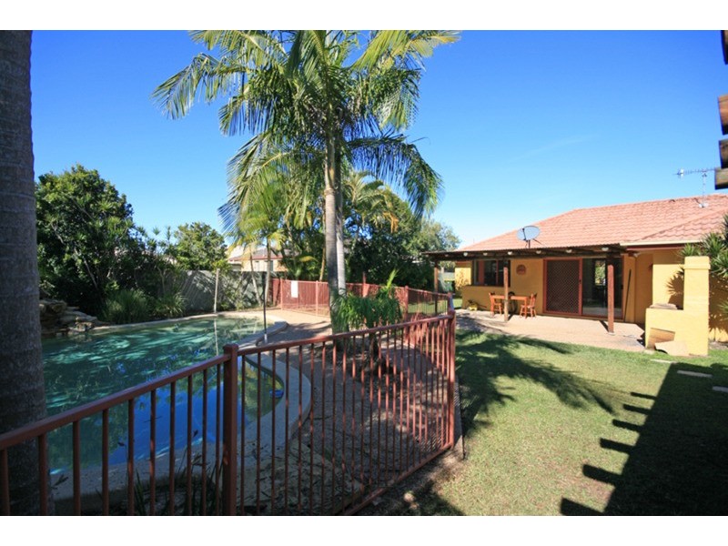 22 McKenzie Avenue, Pottsville NSW 2489