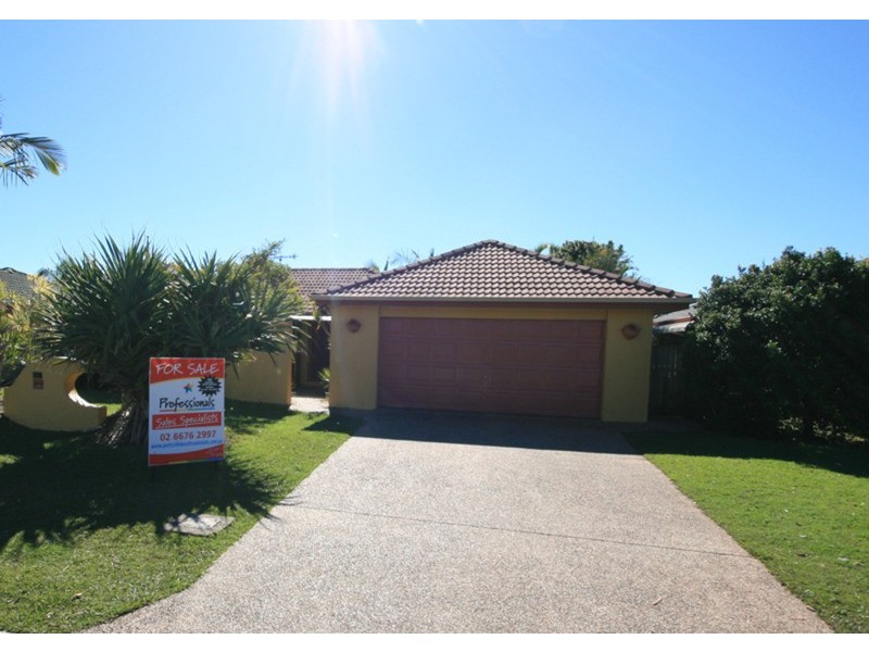 22 McKenzie Avenue, Pottsville NSW 2489