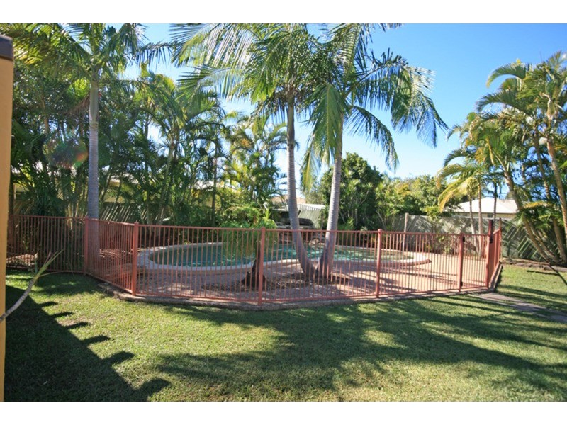 22 McKenzie Avenue, Pottsville NSW 2489