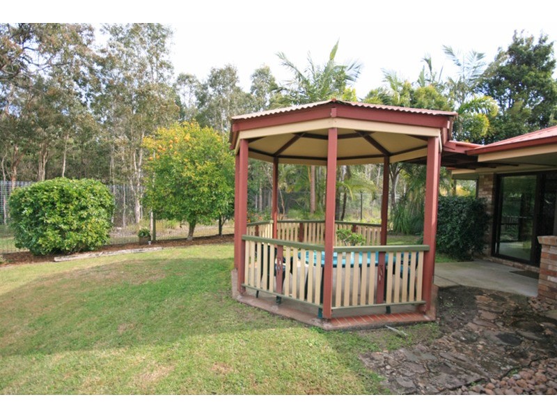 8 Kippax Place, Pottsville NSW 2489