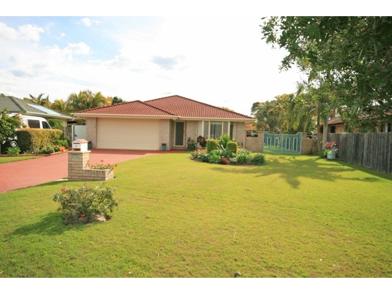 6 Warne Place, Pottsville NSW 2489