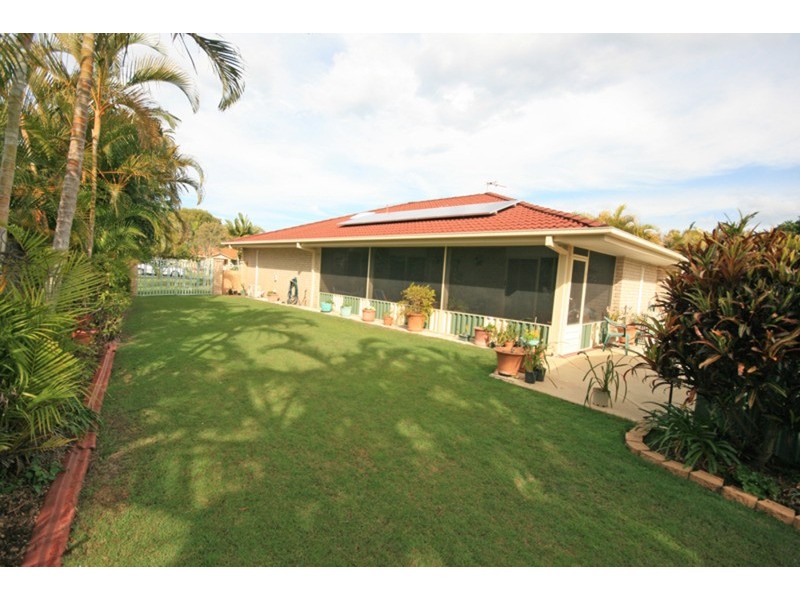 6 Warne Place, Pottsville NSW 2489