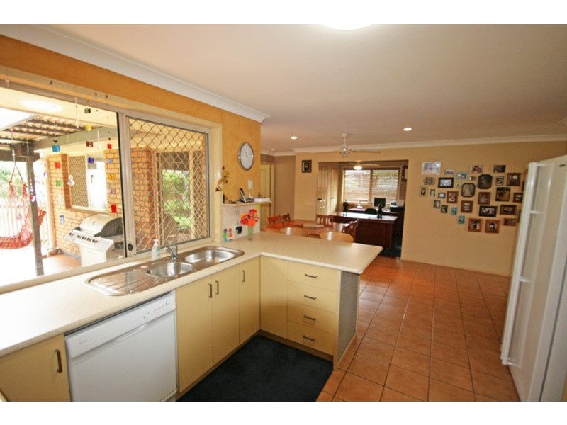 41 Buckingham Drive, Pottsville NSW 2489