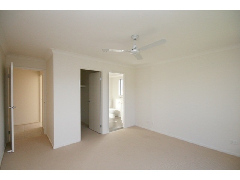 2/60 Newcastle Drive, Pottsville NSW 2489