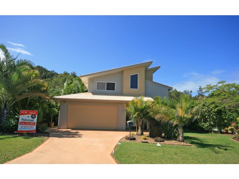 25 Muskheart Circuit, Pottsville NSW 2489