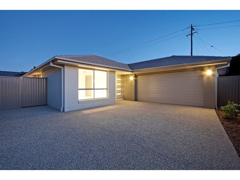 2/69 Newcastle  Drive, Pottsville NSW 2489