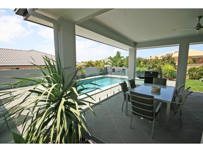 6 Narooma Street, Pottsville NSW 2489