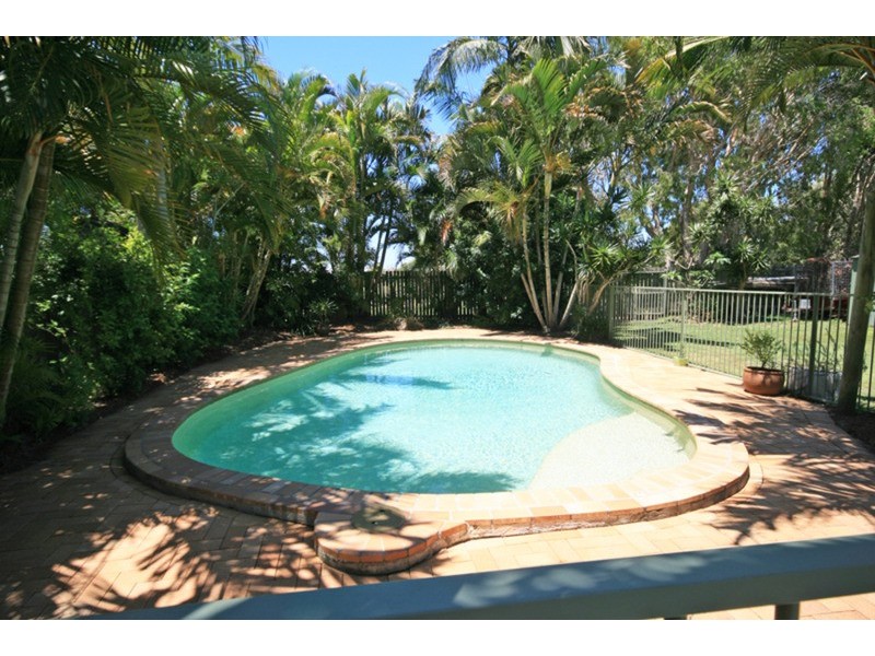 5 Warne Place, Pottsville NSW 2489