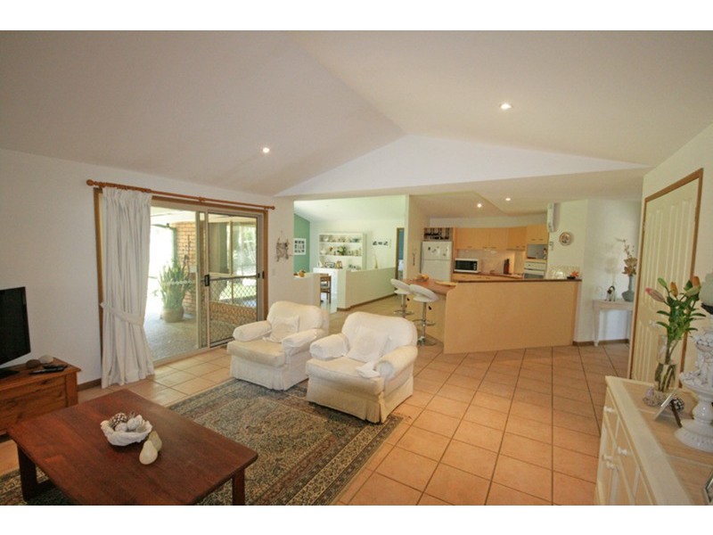 5 Warne Place, Pottsville NSW 2489