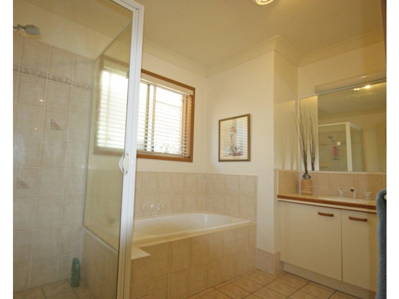 5 Warne Place, Pottsville NSW 2489