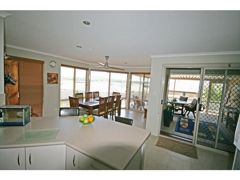 32 Newcastle Drive, Pottsville NSW 2489