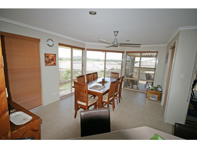 32 Newcastle Drive, Pottsville NSW 2489