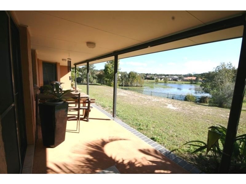 16 Taylor Drive, Pottsville NSW 2489