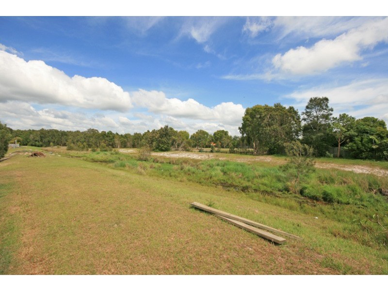 16 Taylor Drive, Pottsville NSW 2489