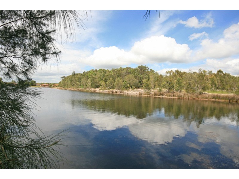 2 Caroline Street, Pottsville NSW 2489