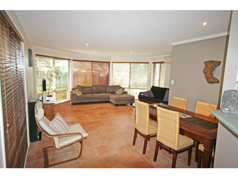 2 Caroline Street, Pottsville NSW 2489