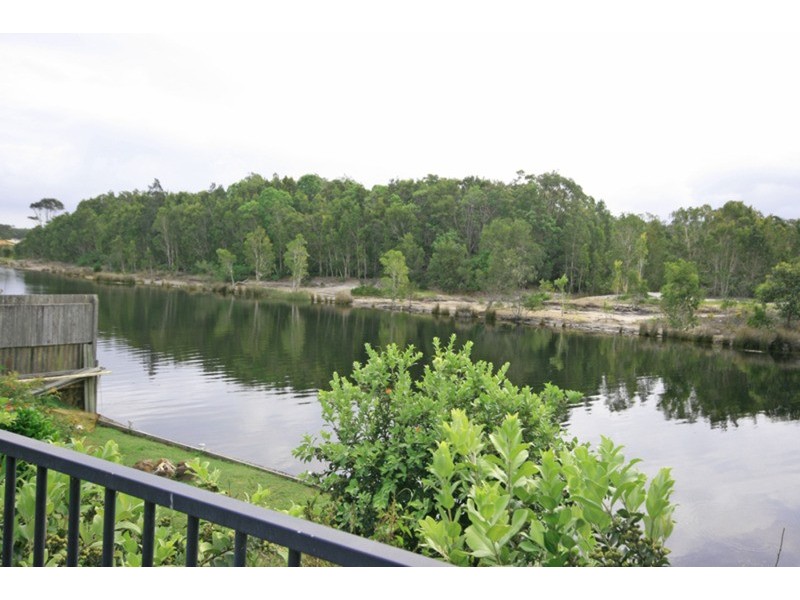 2 Caroline Street, Pottsville NSW 2489