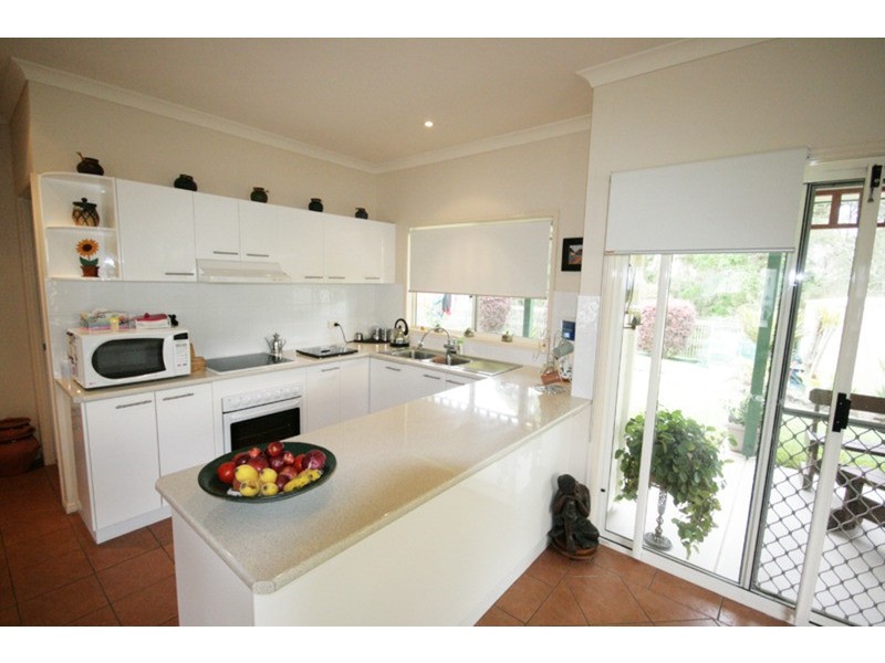 27 Sassafras Street, Pottsville NSW 2489