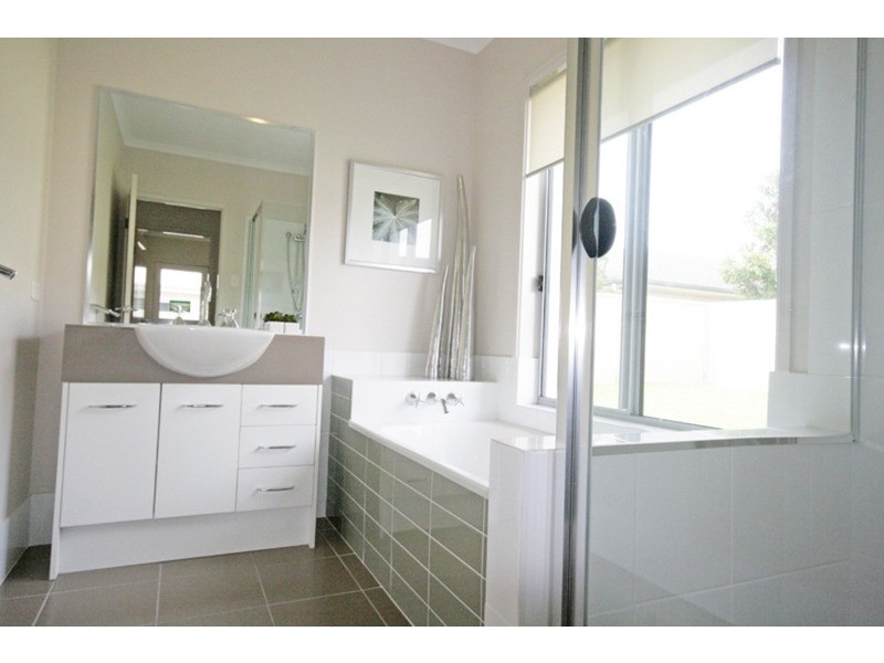 14 Newcastle Drive, Pottsville NSW 2489