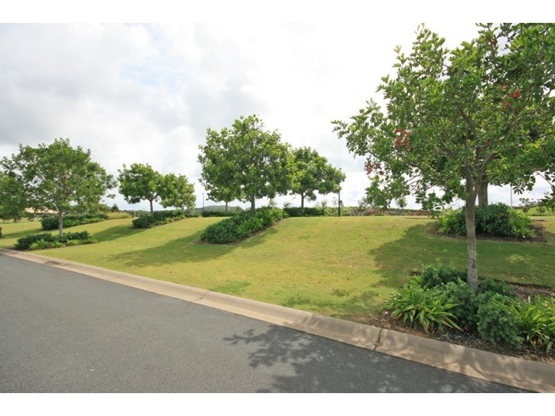 14 Newcastle Drive, Pottsville NSW 2489