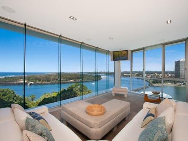3/13 Eden  Avenue, Coolangatta QLD 4225