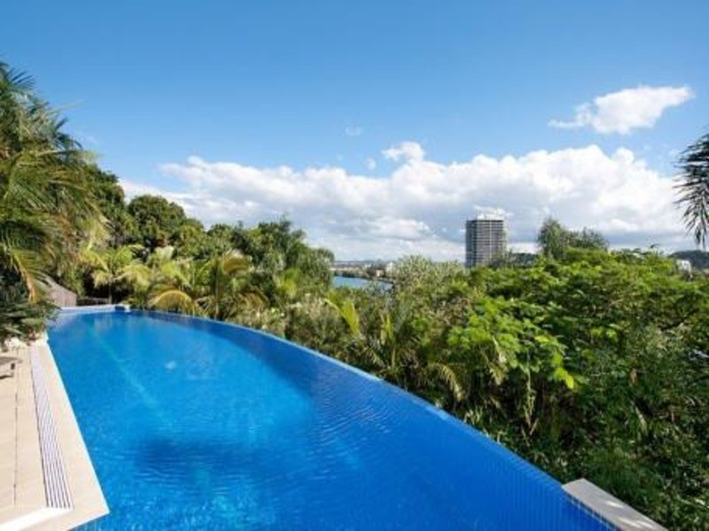 3/13 Eden  Avenue, Coolangatta QLD 4225