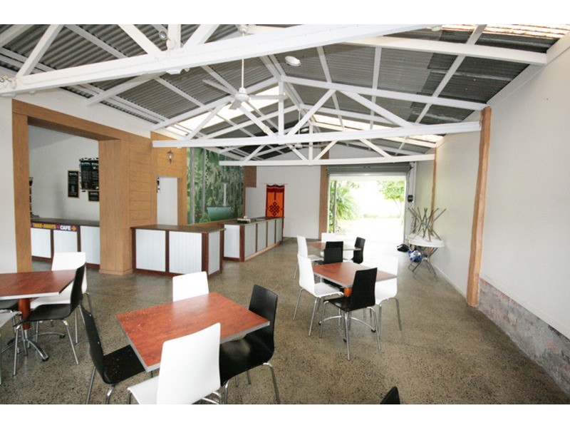 5885-5887 Pacific Highway, Mooball NSW 2483