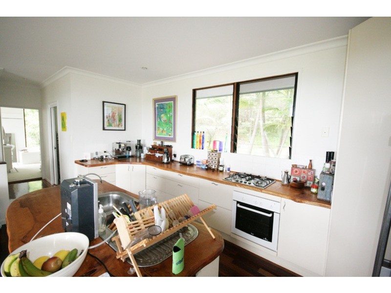 73 Kudgeree Avenue, Pottsville NSW 2489