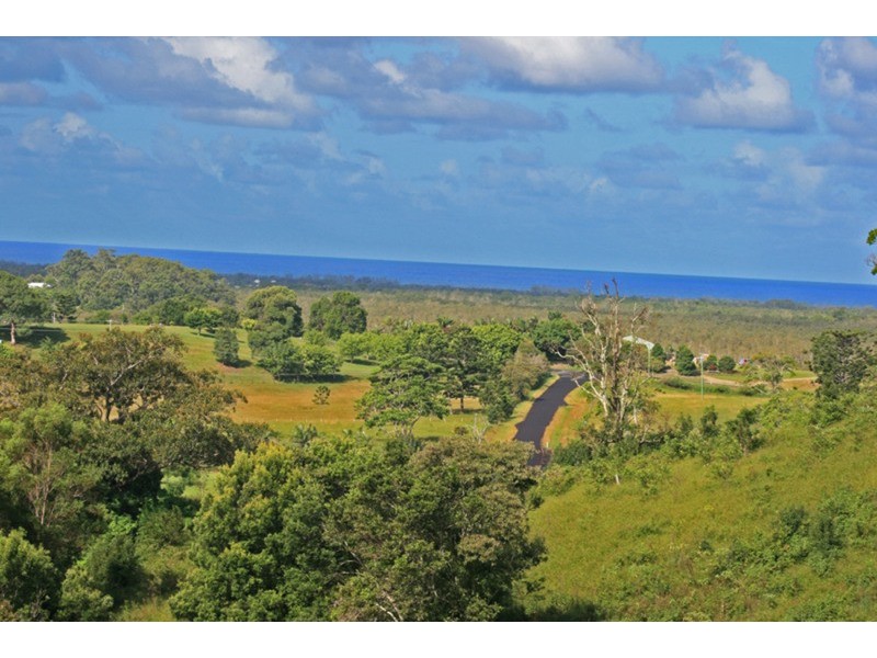 73 Kudgeree Avenue, Pottsville NSW 2489