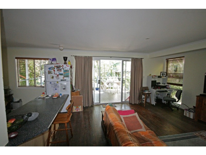 11 Tamarind Avenue, Cabarita Beach NSW 2488