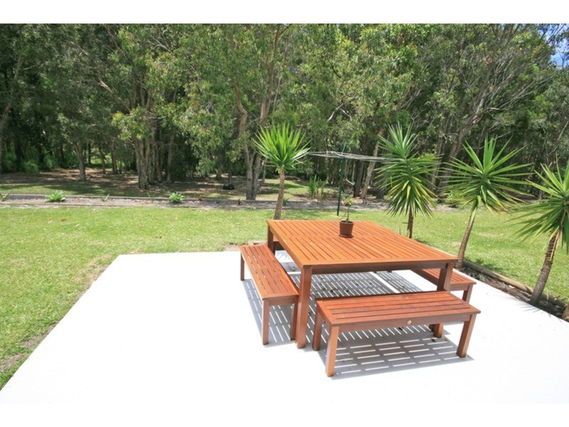 4 Butternut Place, Pottsville NSW 2489