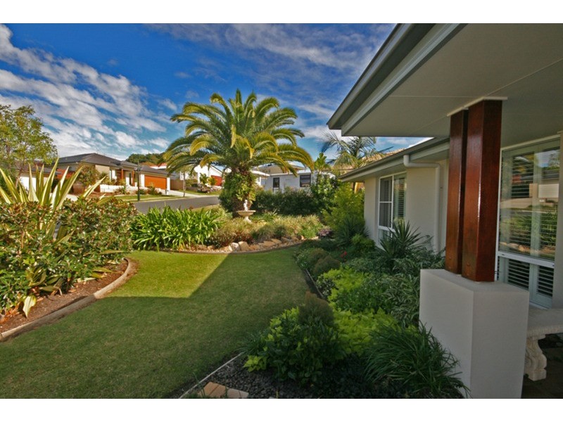 20 Lennox Circuit, Pottsville NSW 2489