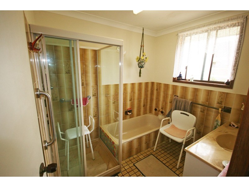 4 Victoria Avenue, Pottsville NSW 2489