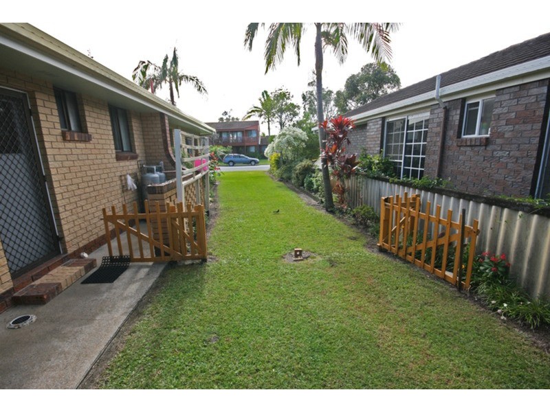 4 Victoria Avenue, Pottsville NSW 2489