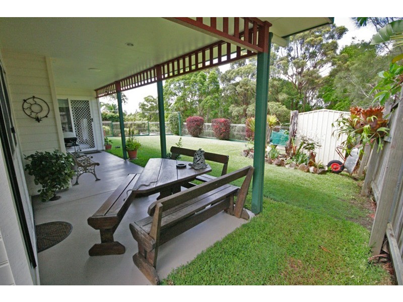 27 Sassafras Street, Pottsville NSW 2489