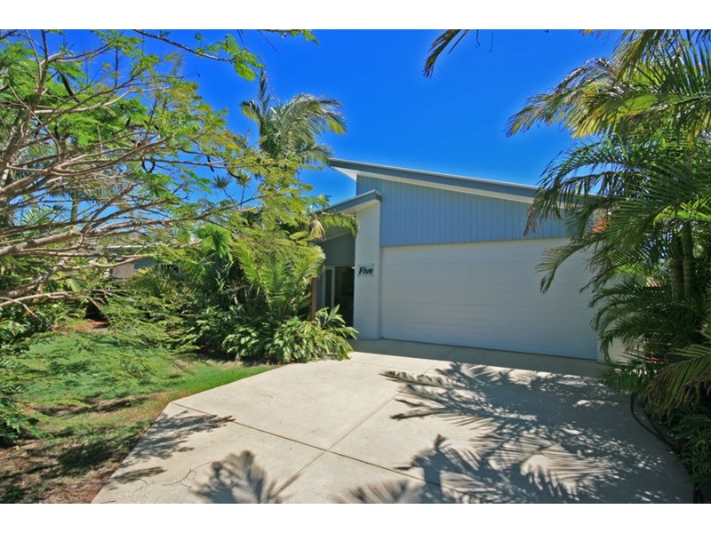 5 Miller Place, Pottsville NSW 2489