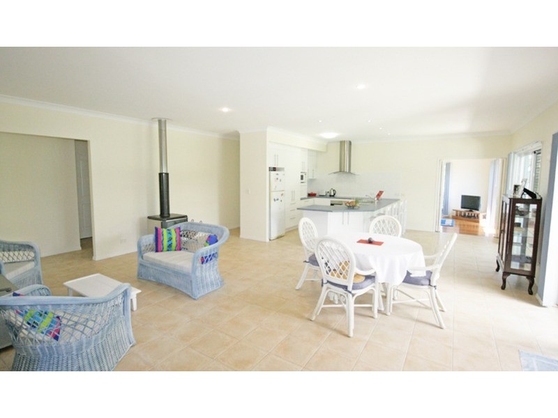 5 Miller Place, Pottsville NSW 2489