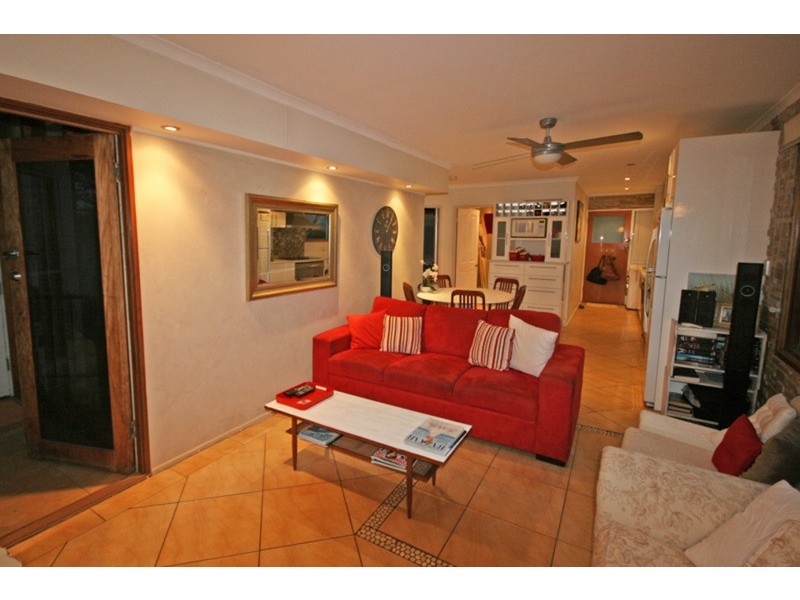 12/30 Powell Crescent, Coolangatta QLD 4225
