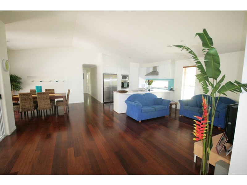 6 Butternut  Place, Pottsville NSW 2489