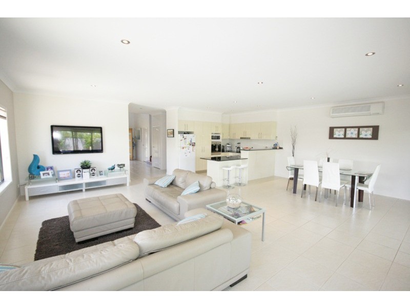 140 Overall Drive, Pottsville NSW 2489