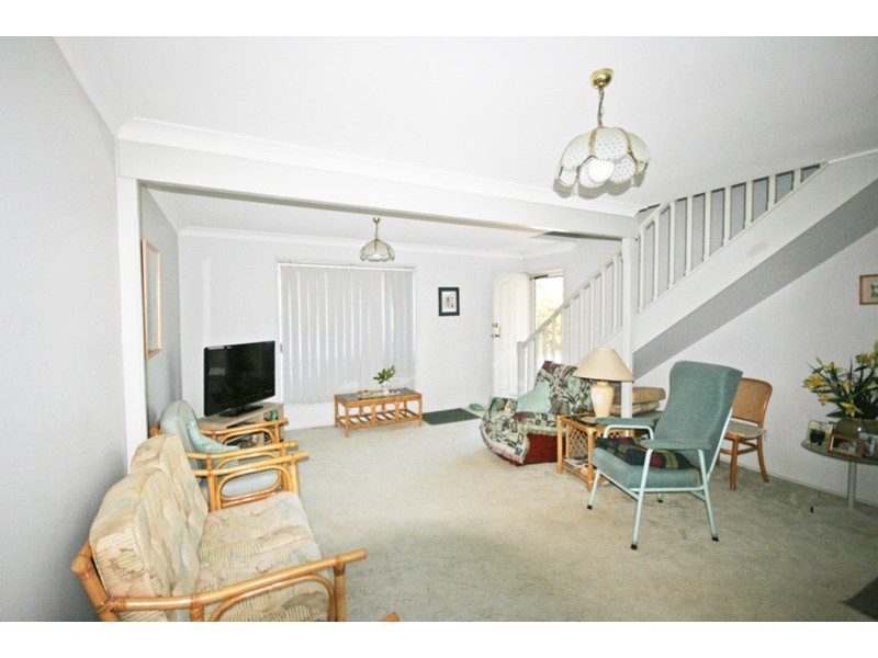 2/6 Elanora Avenue, Pottsville NSW 2489