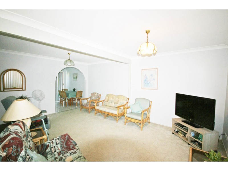 2/6 Elanora Avenue, Pottsville NSW 2489