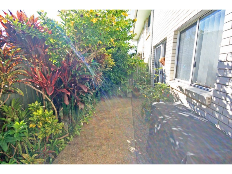 2/6 Elanora Avenue, Pottsville NSW 2489