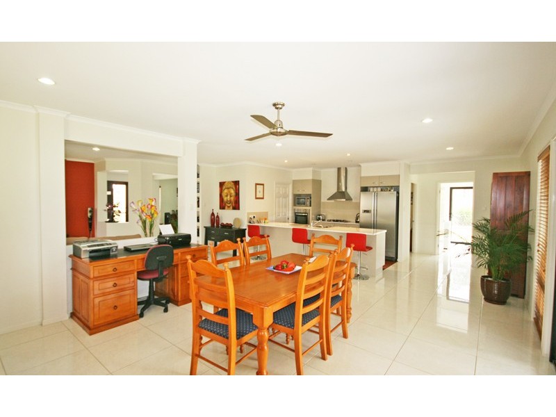 16 Woodfull Crescent, Pottsville NSW 2489