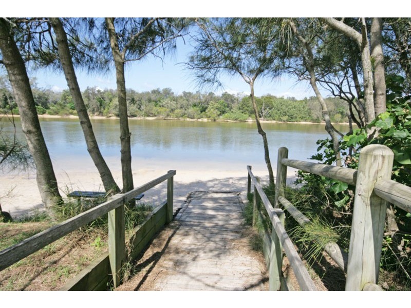 37 Royal  Drive, Pottsville NSW 2489