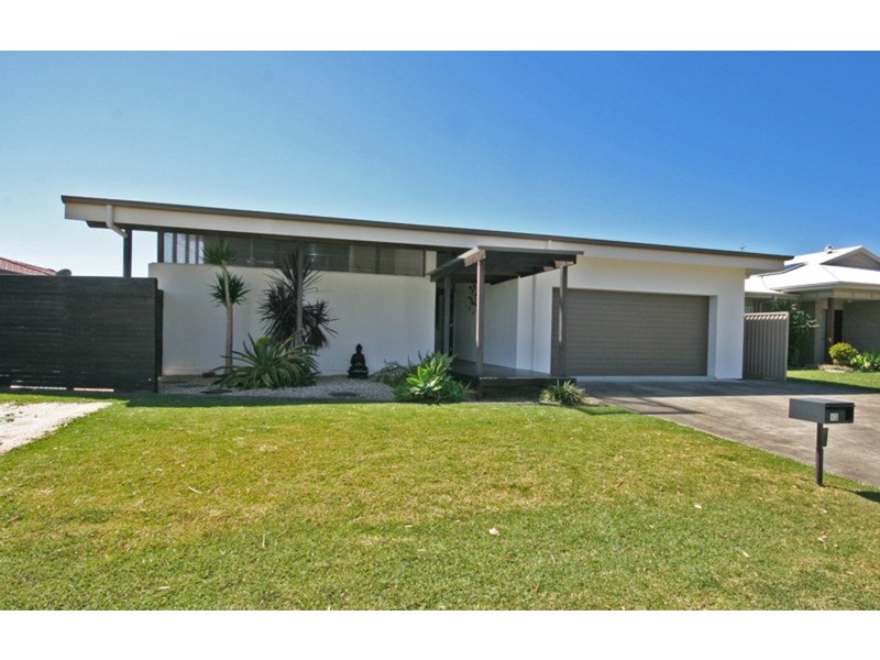 12 Moonee Street, Pottsville NSW 2489